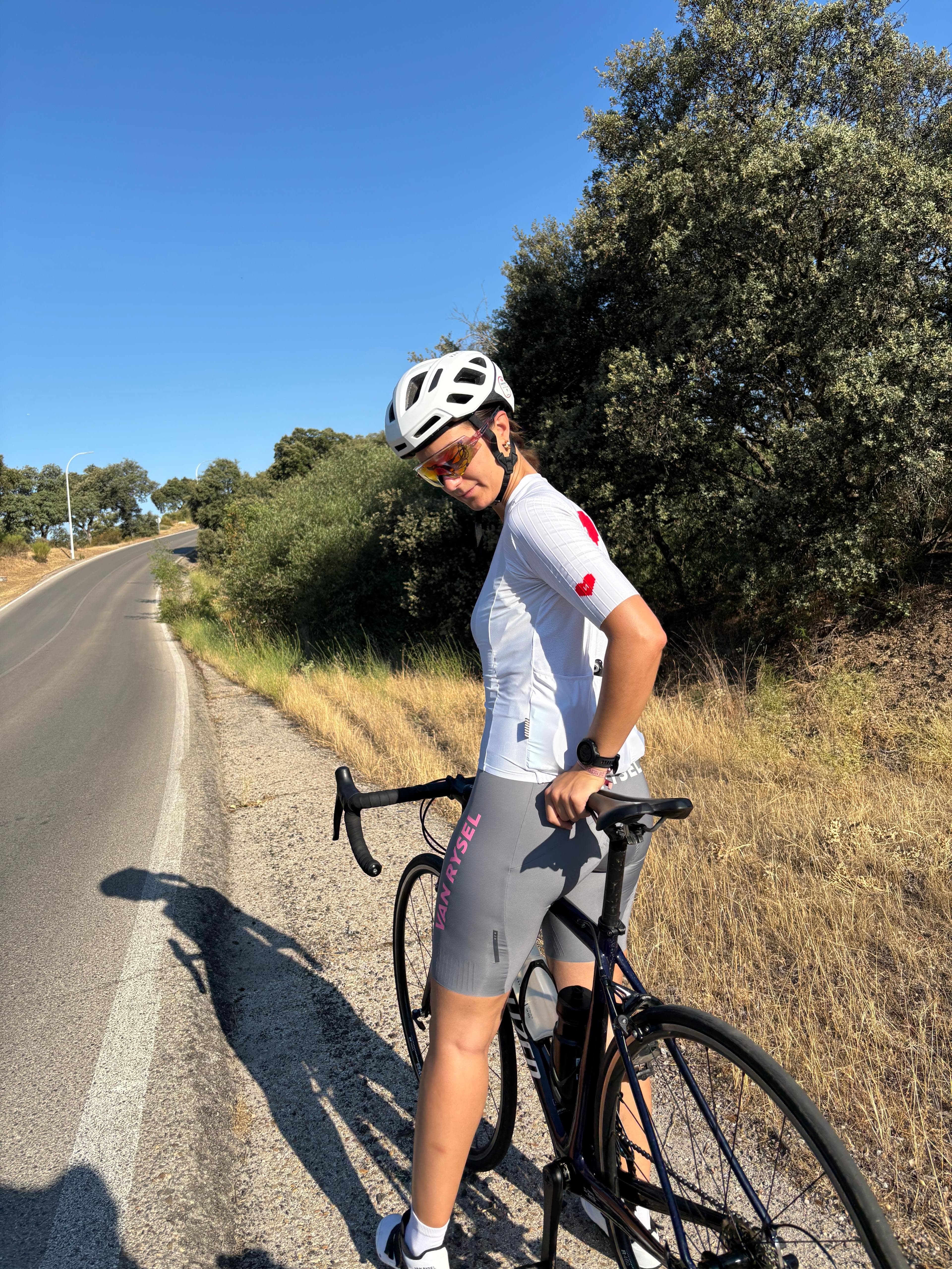 Ciclista con bicicleta